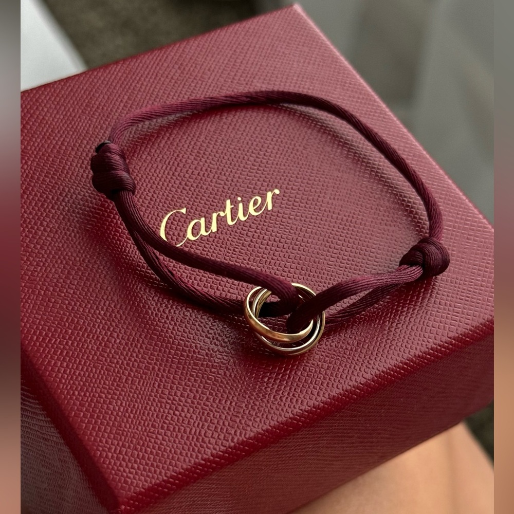 CARTIER Trinity 18k Three Tone Gold Adjustable
Color Bracelet